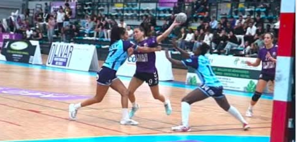 Reportage - Coupe de France nationale - J2 - Luciana Mendoza (Stade Pessacais UC HB) a lancé son équipe