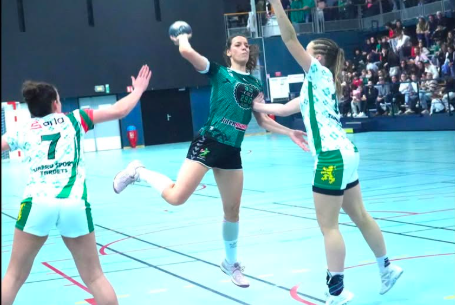 Reportage - Nationale 2 - Poule 1 - J11 - La mi-temps à 9 buts de Marie-Alizé Burkhardt (ES Blanquefort HB)