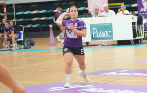 Reportage - Stade Pessacais UC HB - D2- J1 - Tania Riffaud pied au plancher ; Luna Marin impeccable aux 7 m
