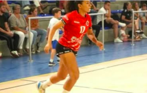 Reportage - Prénationale - Poule B - J2 - Nadia Bamma (Carbon Blanc HB) a scellé la victoire