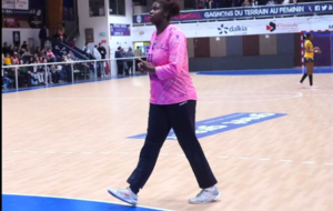 Reportage - Nationale 1 - J15 - Shana Wanda (Mérignac GH) est en train de passer des caps