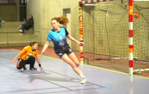 Highlights - Prénationale - Poule A - Match en retard J12 - Emilie Dumay (PE2M HB) en perce-muraille