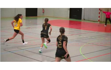 Vidéo - U18 Elite Région - Aimy Van Hattem (CM Floirac Cenon HB) a survolé le match