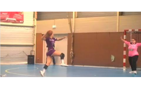 Vidéo - Excellence Régionale - Poule A - J8 - Marie Dubernat (Canéjan HBC) a pris ses responsabilités 