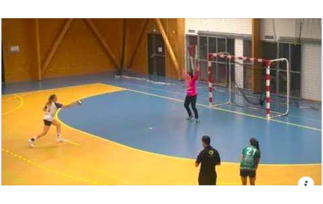 Vidéo - N2 - Poule 1 - Match en retard J7 - Elise Ilic (Lège CF) une pivot aux 7 mètres