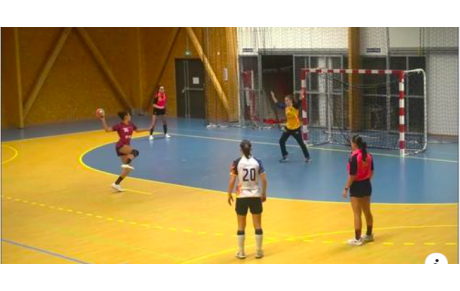 Vidéo - U17 - Poule 2 - J10 - Aaliya Mohamadi (Mérignac HB) a ouvert la voie