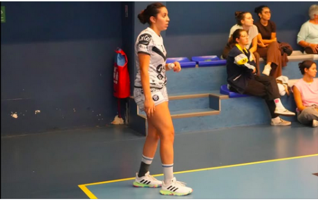 Reportage - N3T - J1 - Rayana Aboutayeb (Girondins de Bordeaux Bastide HC) a fait le premier écart