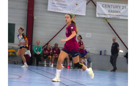 Reportage - U17 France - J4 - Léonor Fernandez (Mérignac HB) a survolé le match