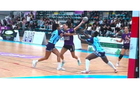 Reportage - Coupe de France nationale - J2 - Luciana Mendoza (Stade Pessacais UC HB) a lancé son équipe