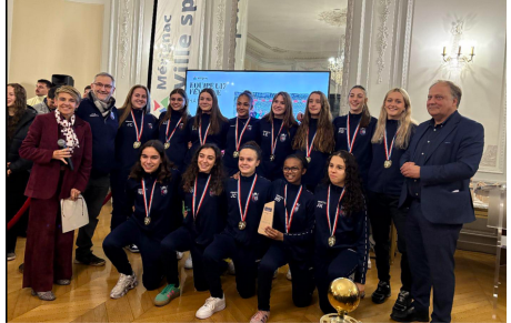 Les U17 de Mérignac récompensées