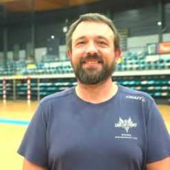 Reportage - Prénationale - Yannick Cribier (Lège Cap-Ferret HB) : "C'est un effectif très jeune"